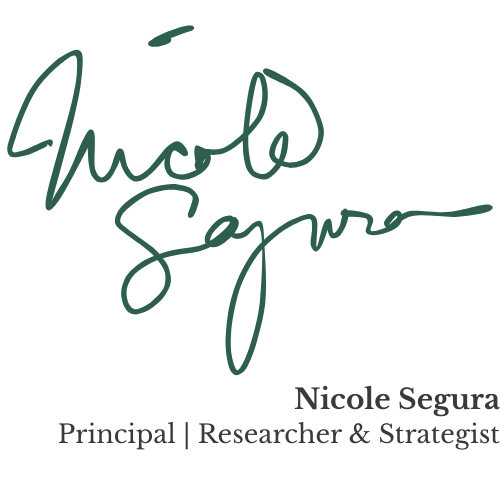 Nicole Segura signature